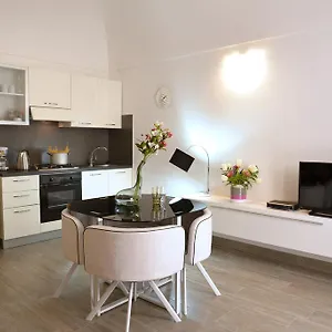https://appartamento-nonna-lina.sicilyhotelsitaly.net